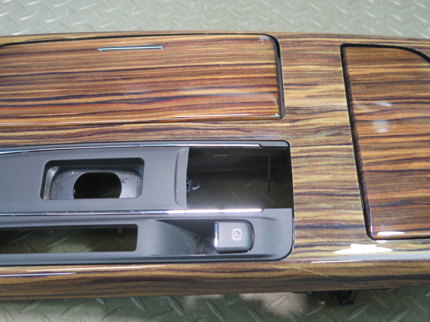 14-21 Maserati Quattroporte M156 Center Console Shifter CUP Holder Trim Panel