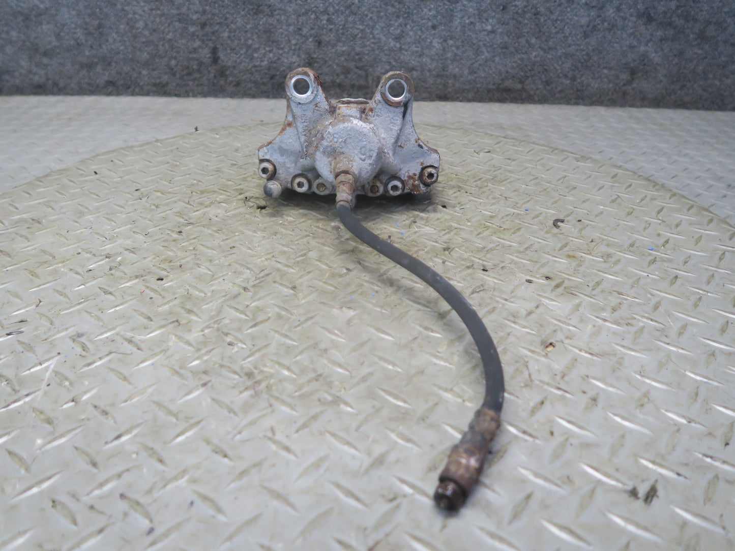 94-99 Mercedes W140 S500 Set of 2 Rear Left & Right Brake Caliper OEM