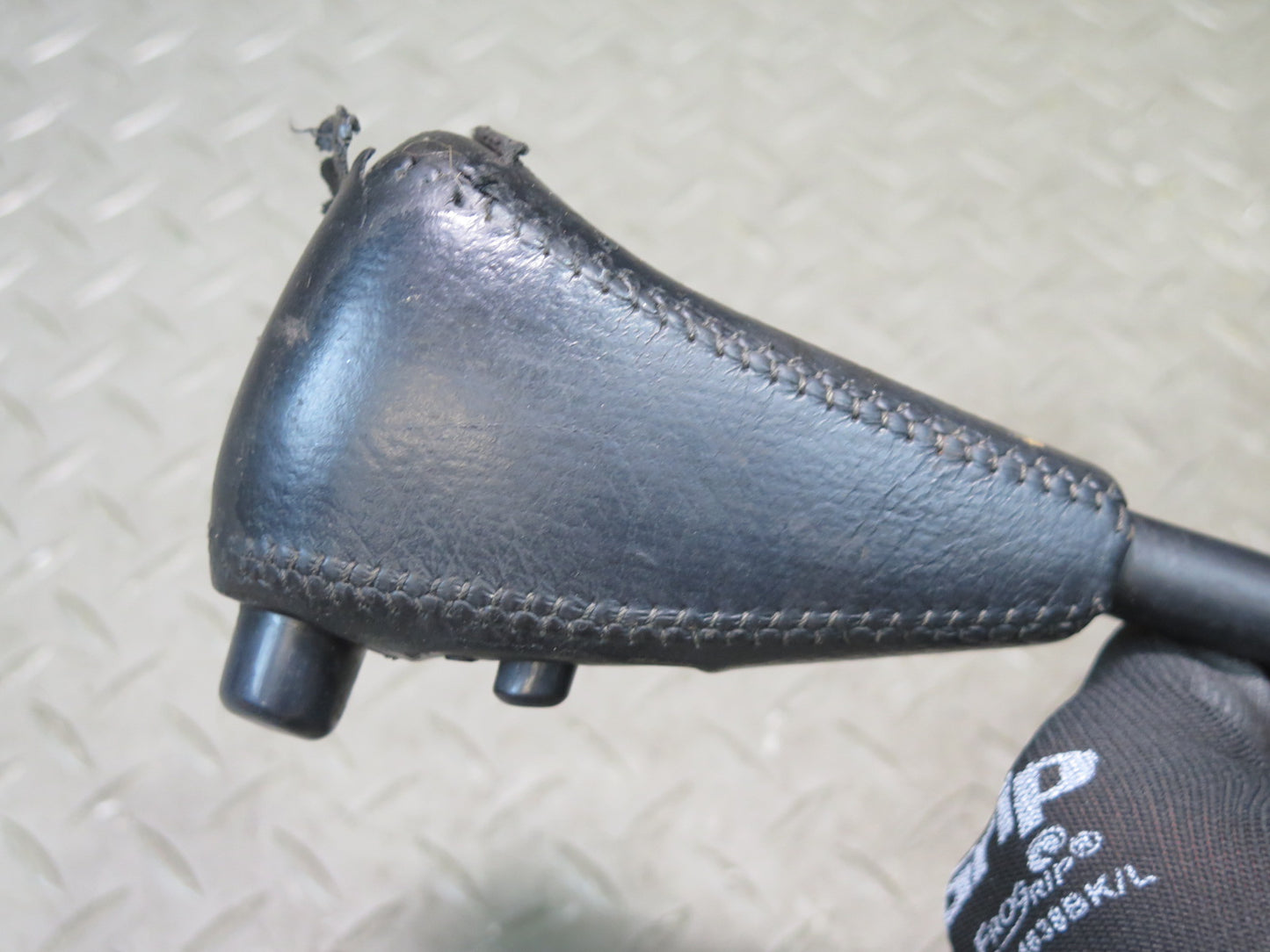 1996-1997 Lexus FZJ80L LX450 A/T Automatic Transmission Gear Shifter Lever