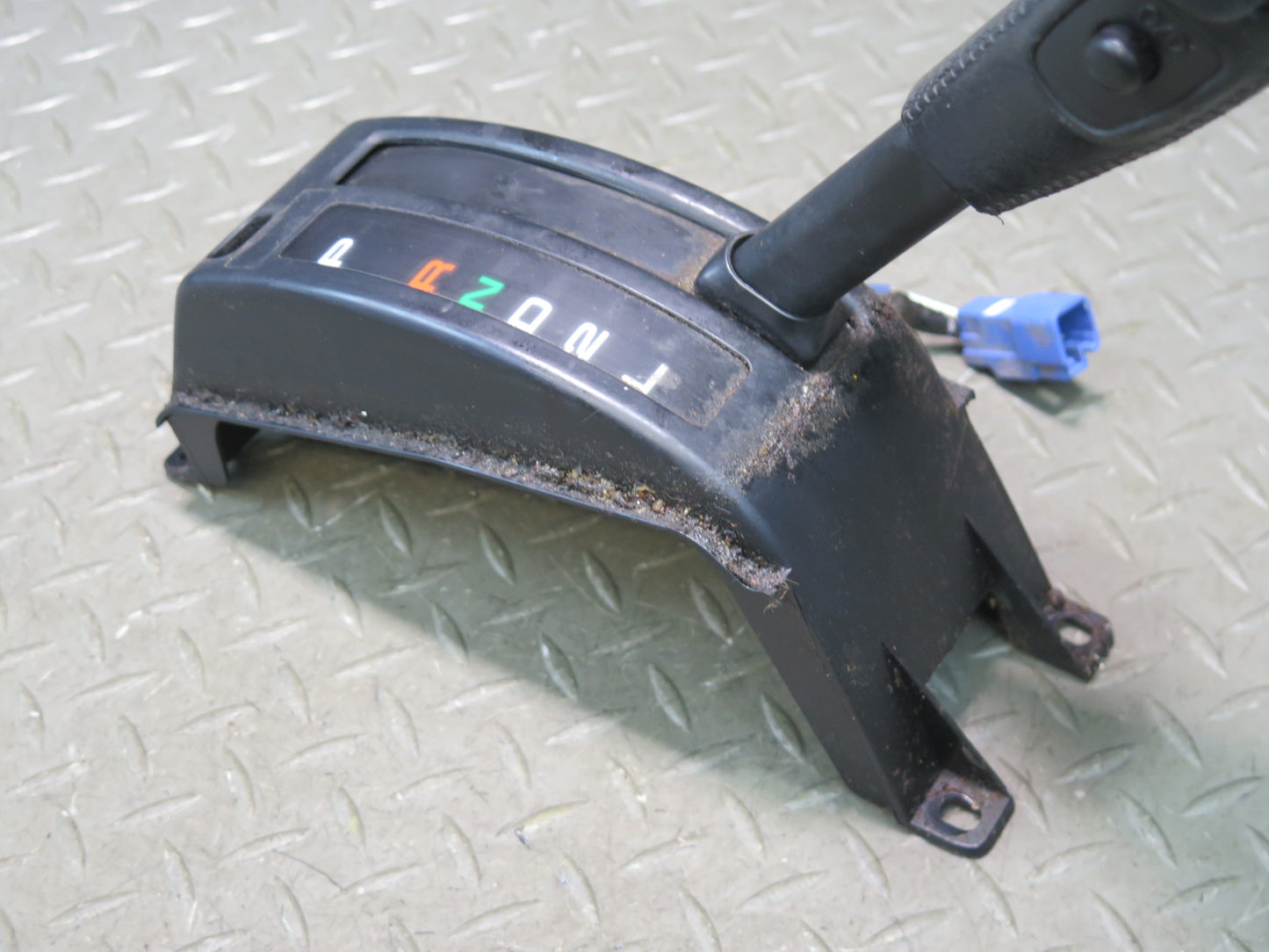 1996-1997 Lexus FZJ80L LX450 A/T Automatic Transmission Gear Shifter Lever