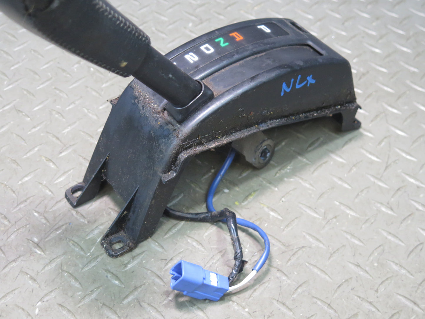 1996-1997 Lexus FZJ80L LX450 A/T Automatic Transmission Gear Shifter Lever