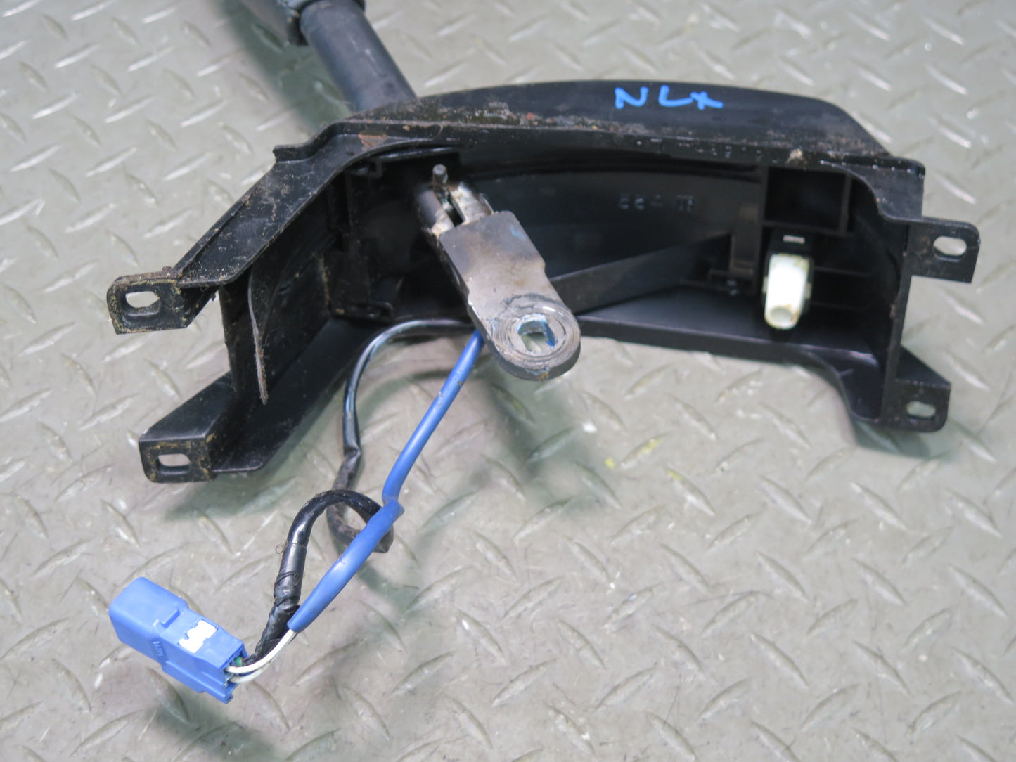 1996-1997 Lexus FZJ80L LX450 A/T Automatic Transmission Gear Shifter Lever
