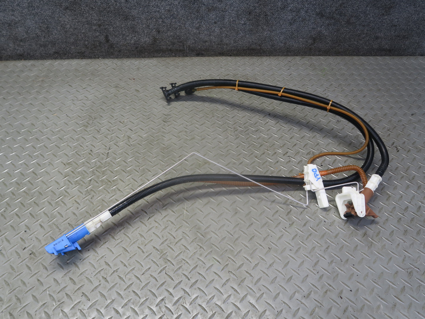 11-16 Porsche Cayenne 958 4.8L M48.02 Fuel Pump Level Sensor Sending Unit Set