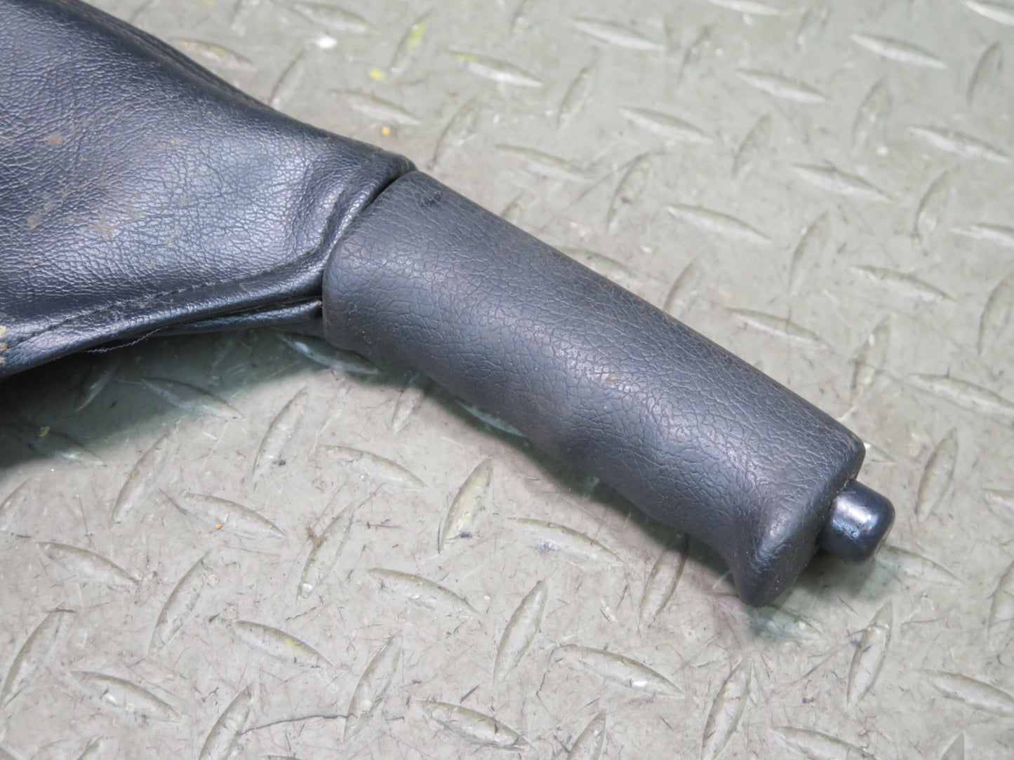 1996-1997 Lexus FZJ80L LX450 Emergency Parking Hand Brake Handle w Boot
