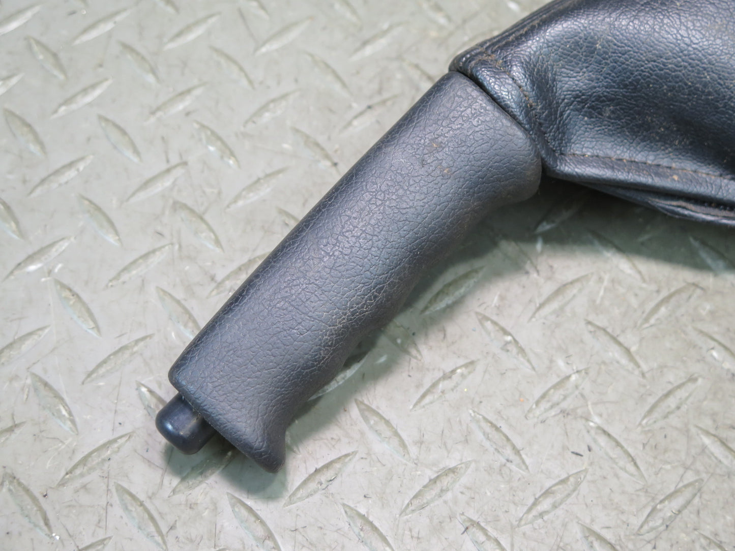 1996-1997 Lexus FZJ80L LX450 Emergency Parking Hand Brake Handle w Boot