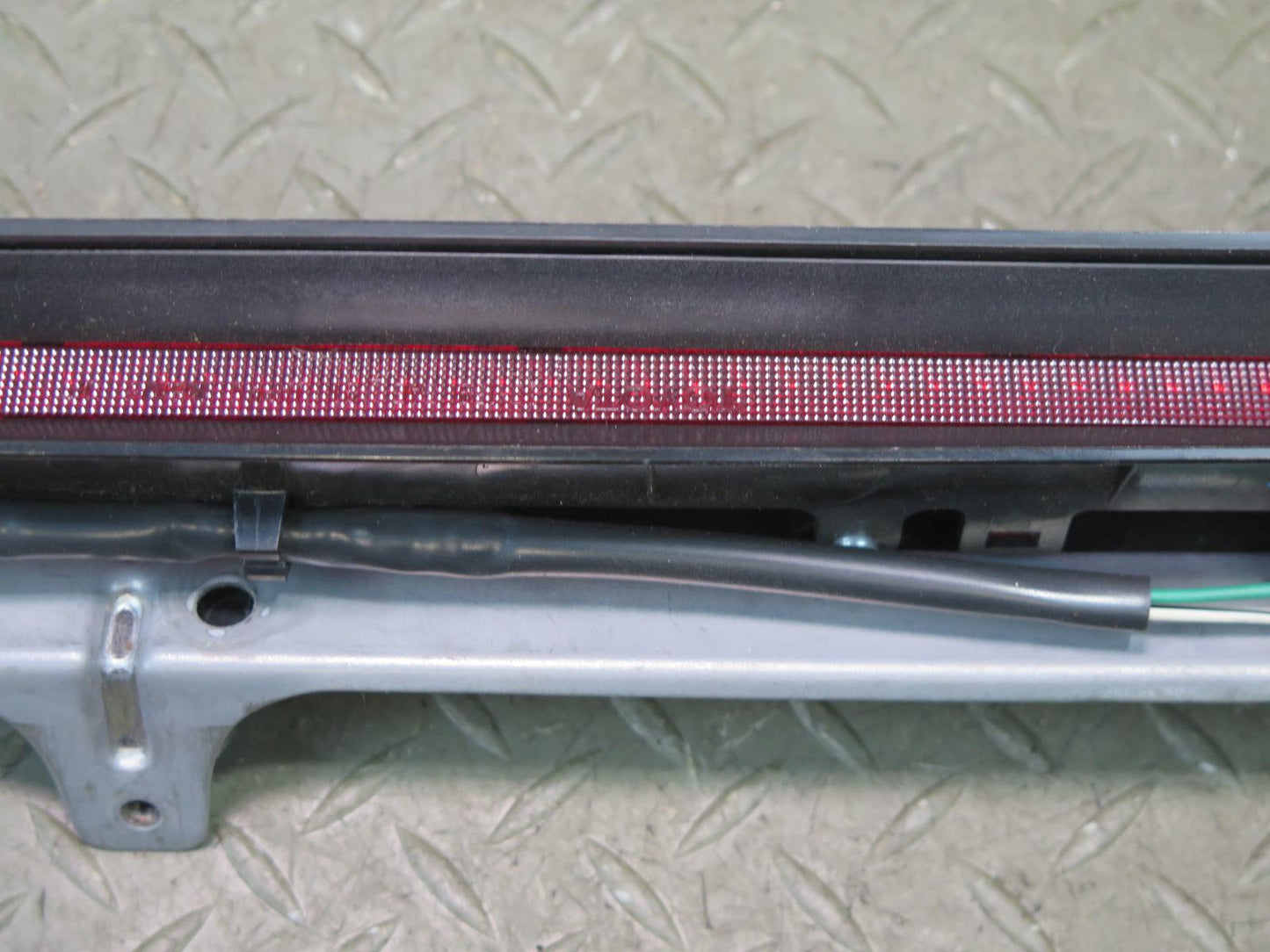 1996-1997 Lexus FZJ80L LX450 Rear Third 3RD Brake Light Lamp