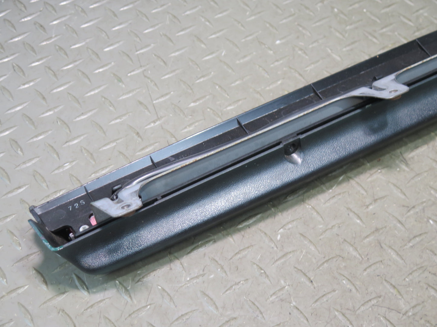 1996-1997 Lexus FZJ80L LX450 Rear Third 3RD Brake Light Lamp