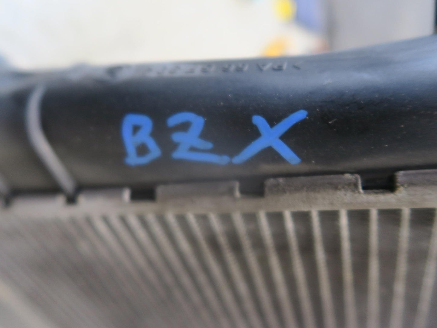 03-05 BMW E85 Z4 M54 M/T Engine Cooling Radiator OEM