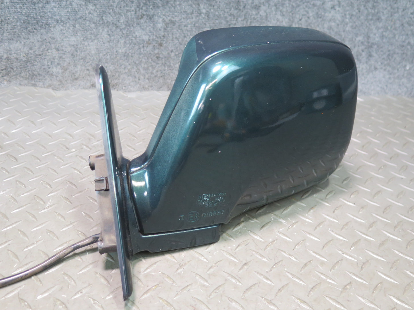 1996-1997 Lexus FZJ80L LX450 Left Driver Side View Exterior Power Mirror Green