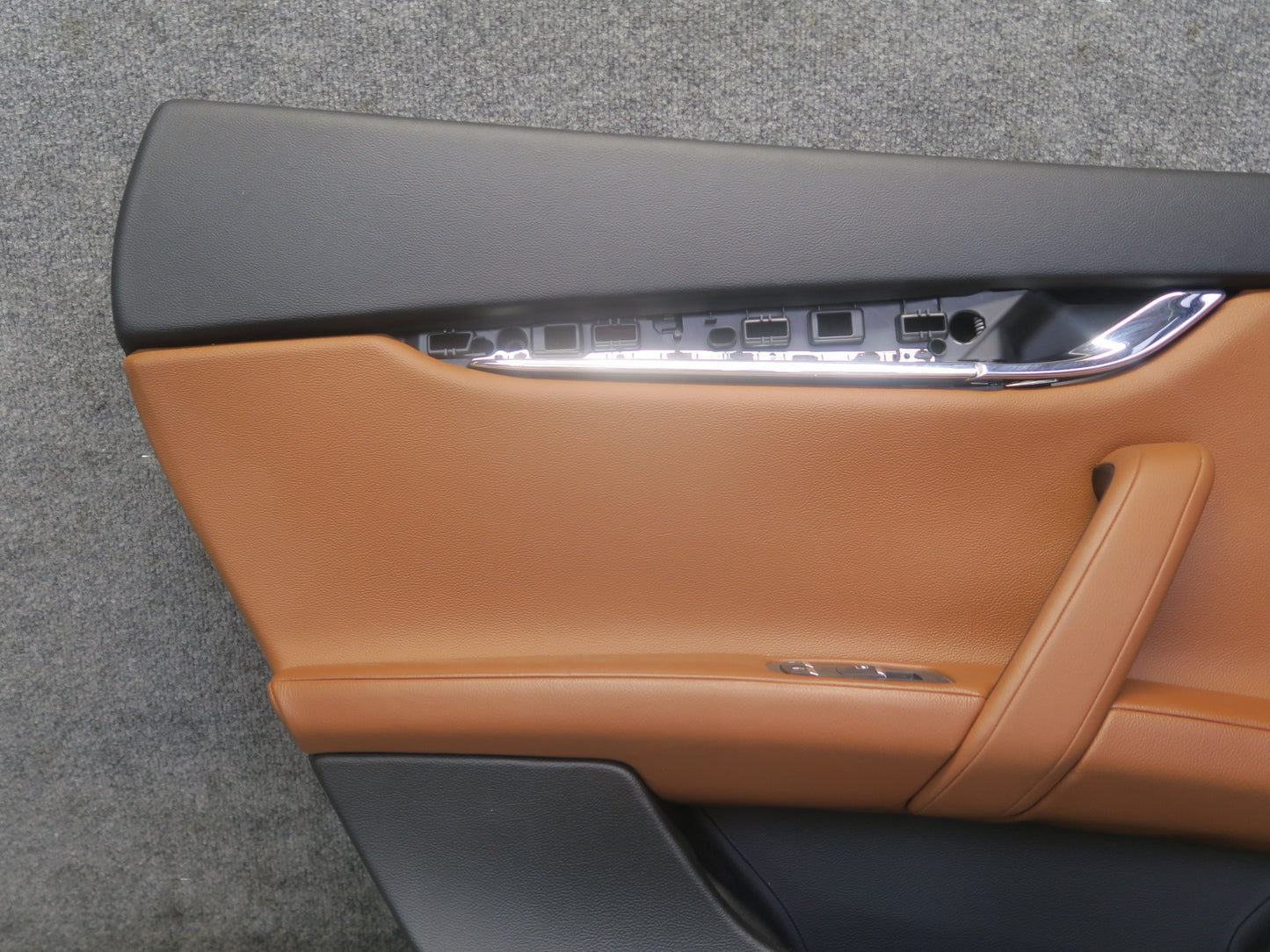 2017-2021 Maserati Quattroporte M156 Rear Door Interior Trim Panel Set of 2