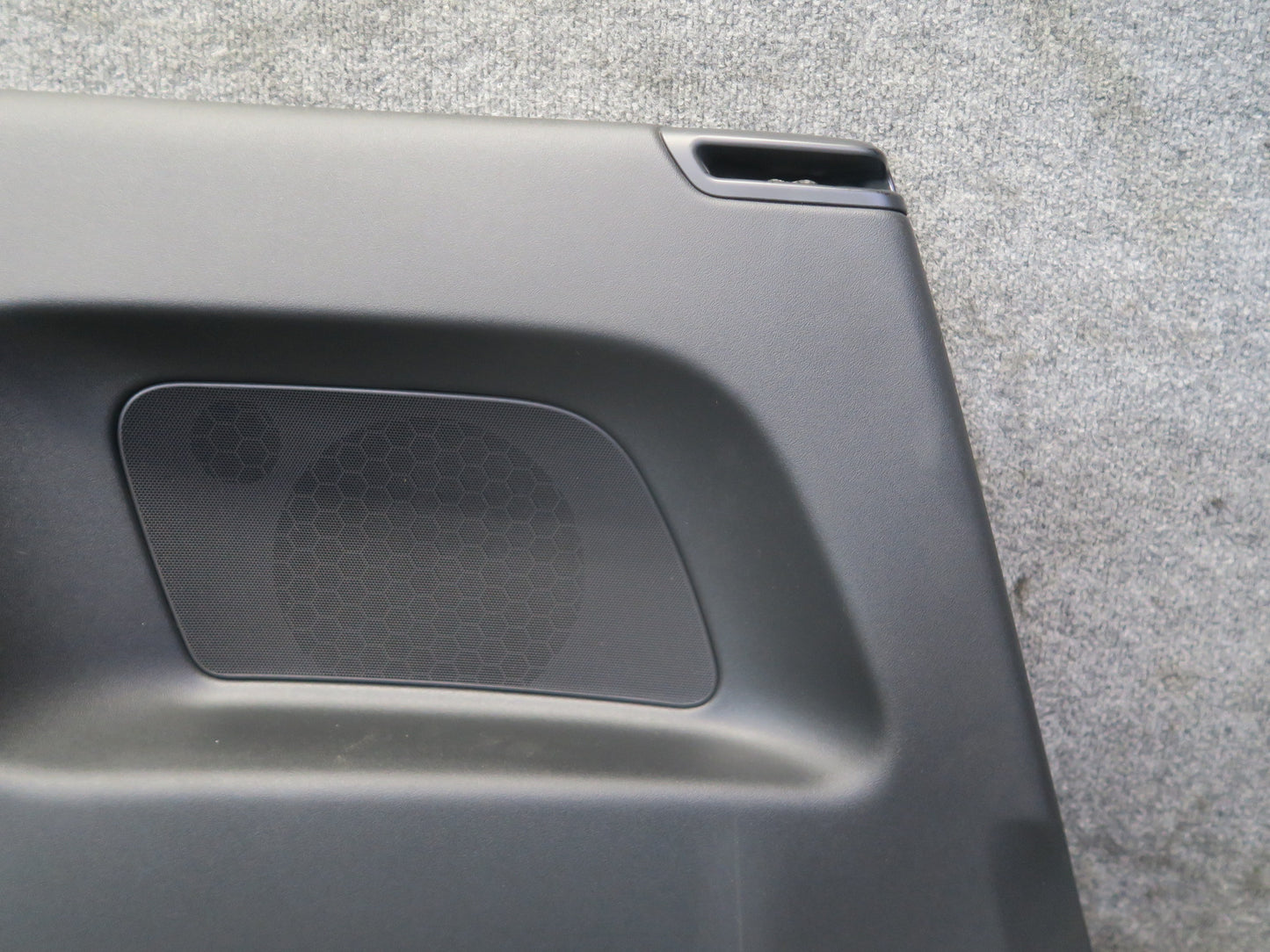 09-15 Audi TT S 8J Coupe Rear Right & Left Side Quarter Panel Trim Black Set OEM