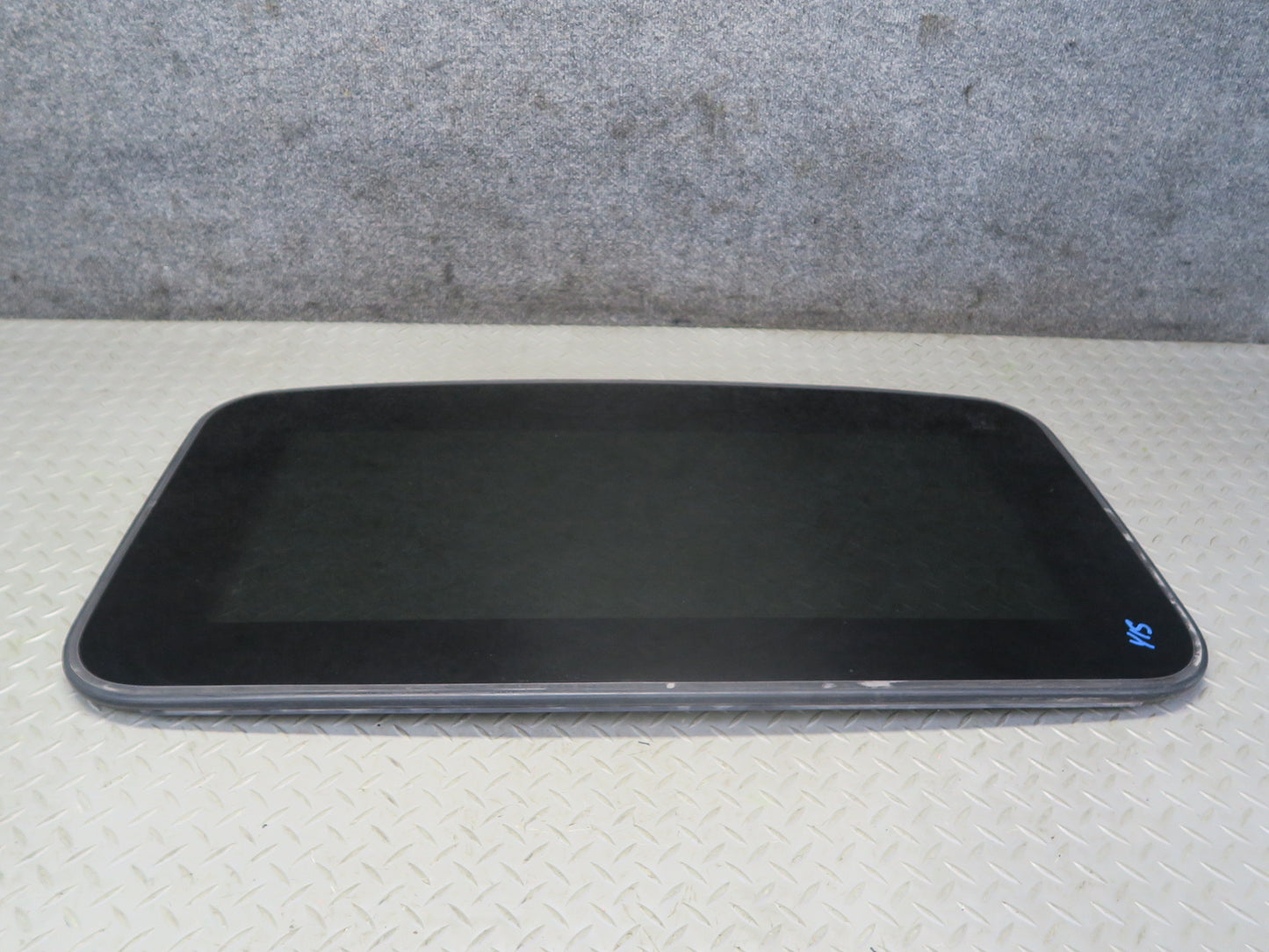 01-05 Lexus JCE10L IS300 Sunroof Moonroof Glass Window Panel OEM