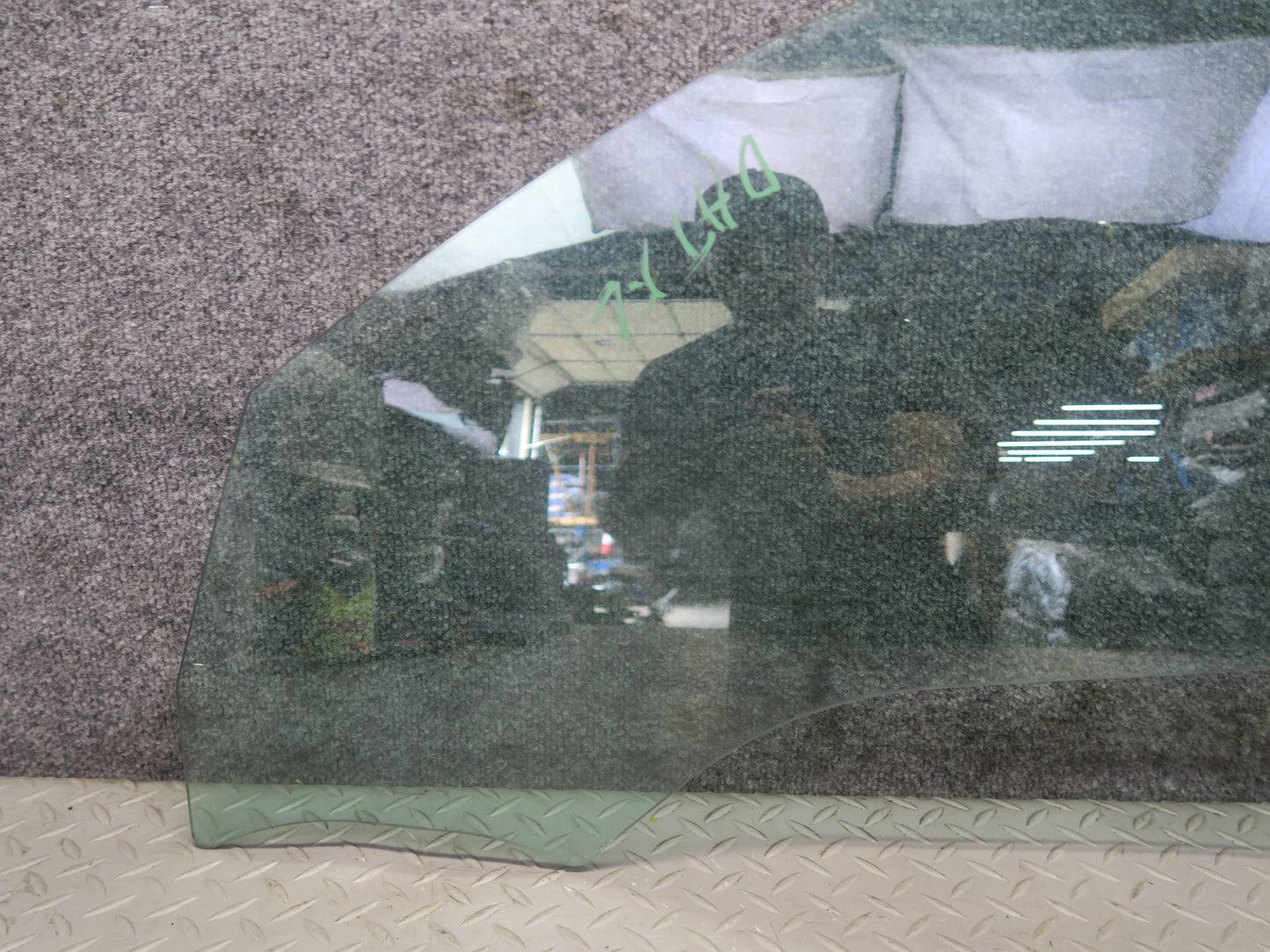 08-15 Audi TT S 8J Coupe Front Left Driver Side Door Window Glass OEM