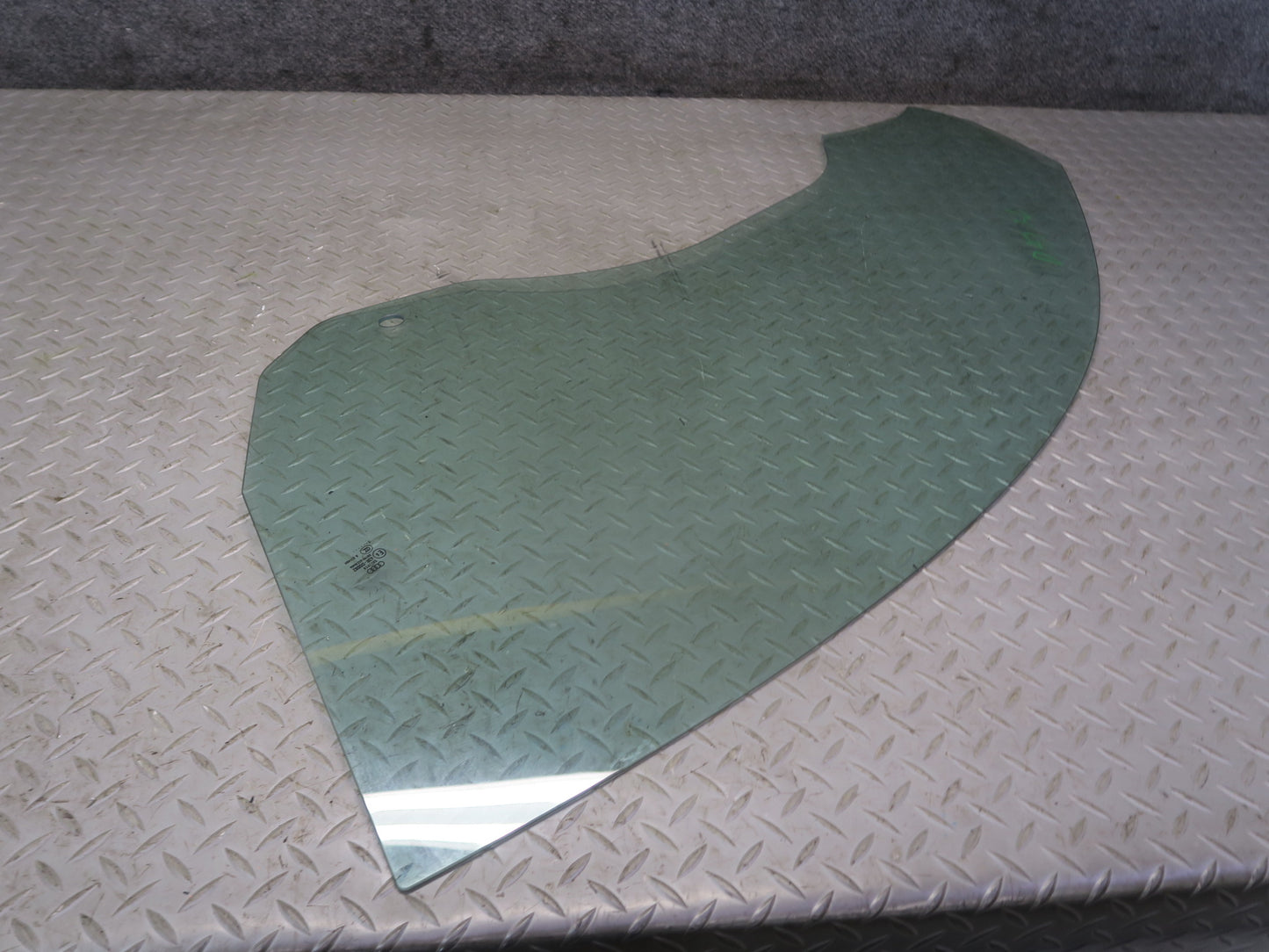 08-15 Audi TT S 8J Coupe Front Left Driver Side Door Window Glass OEM