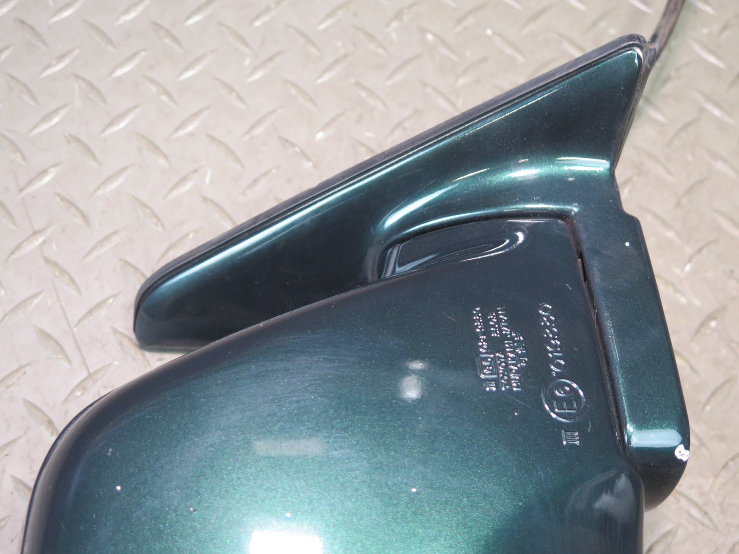1996-1997 Lexus FZJ80L LX450 Right Passenger Side Exterior Power Mirror Green
