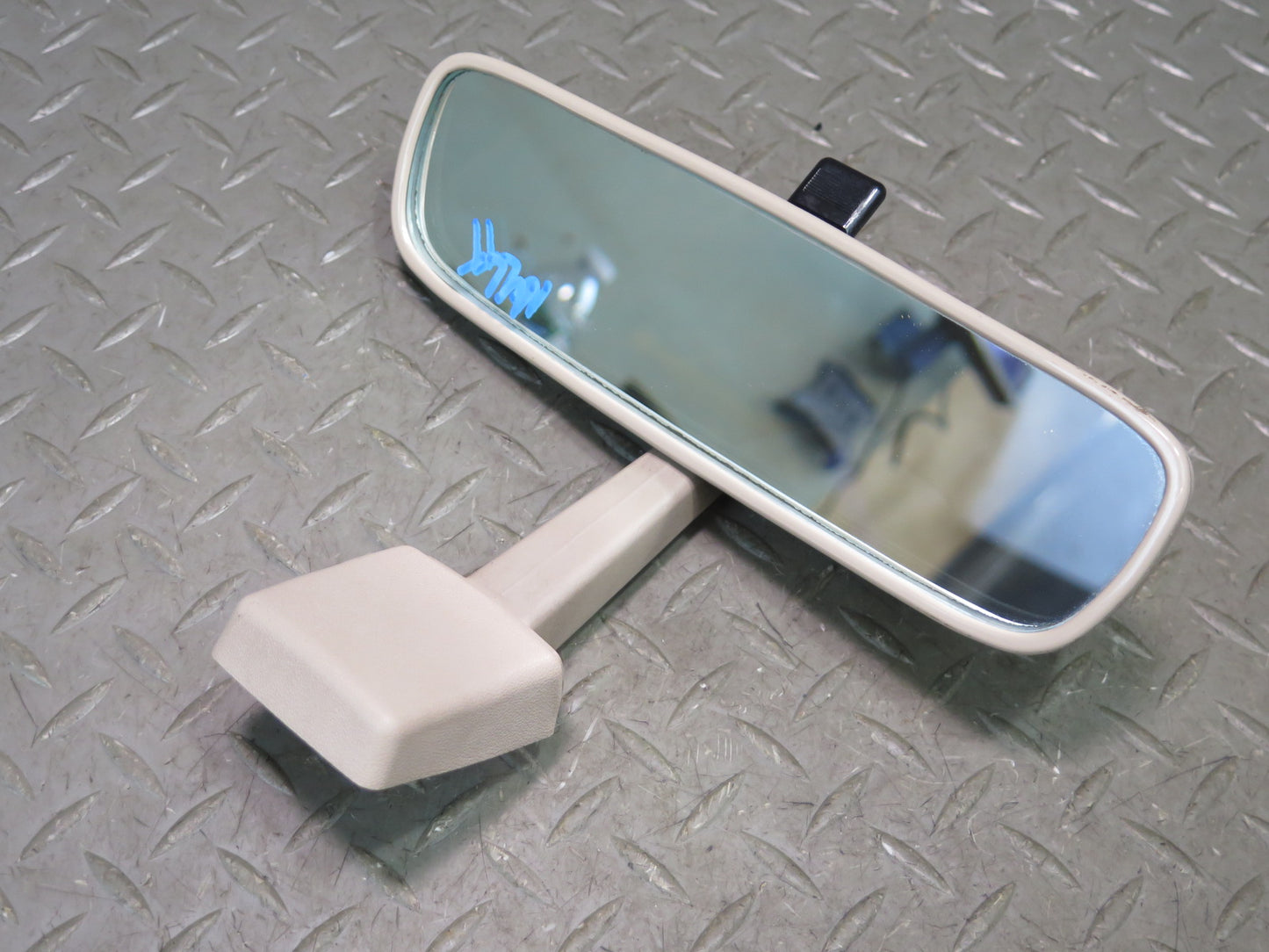 1996-1997 Lexus FZJ80L LX450 Manual Dimming Interior Rear View Mirror