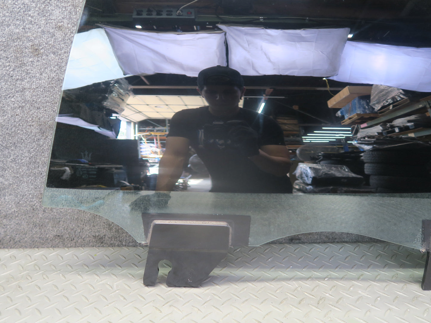 2014-2021 Maserati Quattroporte M156 Rear Left Driver Side Door Glass Window