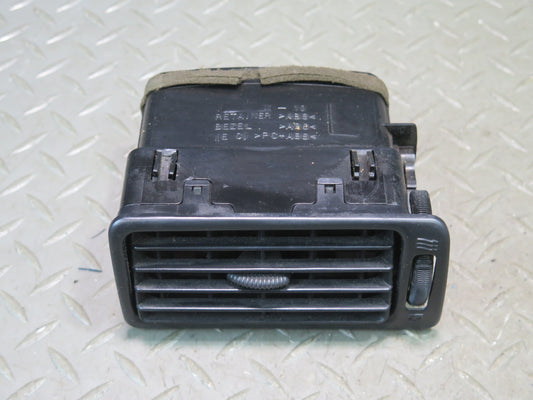 1996-1997 Lexus FZJ80L LX450 Dash Front Right A/C Air Vent Grille 55660-60070