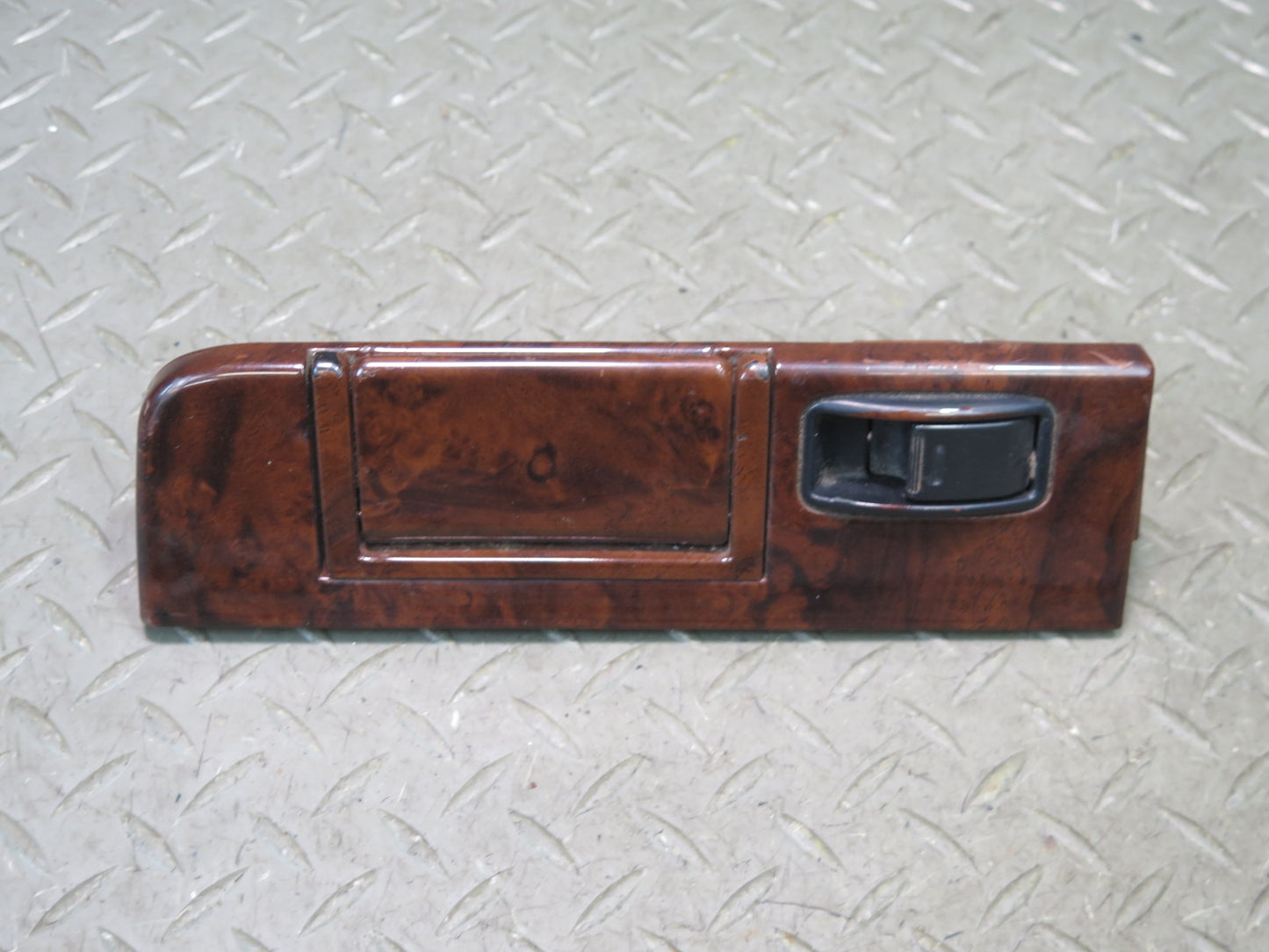1996-1997 Lexus FZJ80L LX450 Rear Right Door Window Switch w Ash Tray