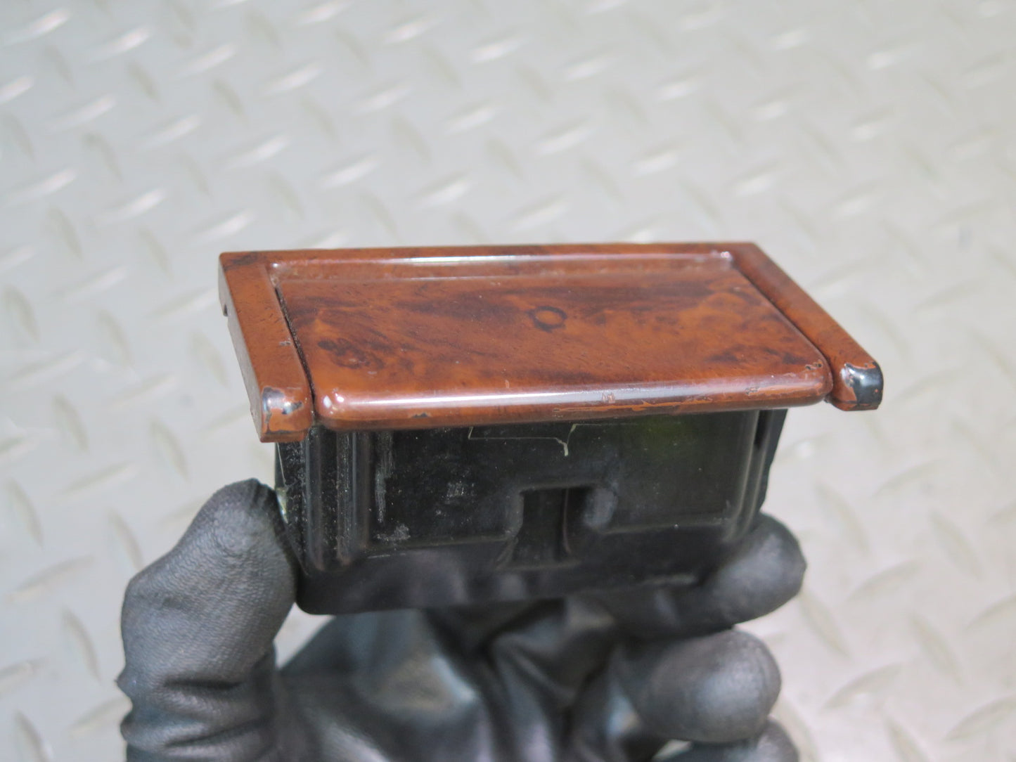 1996-1997 Lexus FZJ80L LX450 Rear Right Door Window Switch w Ash Tray