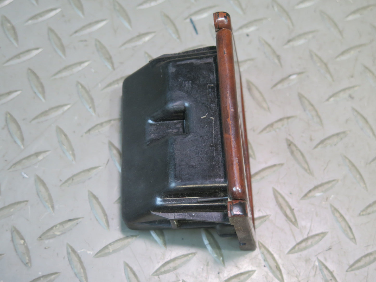 1996-1997 Lexus FZJ80L LX450 Rear Right Door Window Switch w Ash Tray