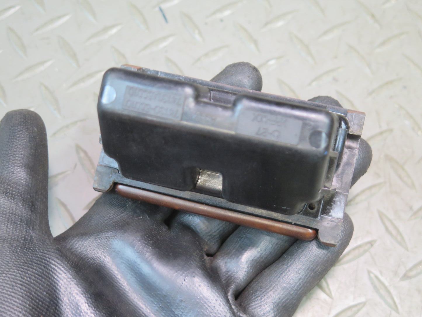 1996-1997 Lexus FZJ80L LX450 Rear Right Door Window Switch w Ash Tray