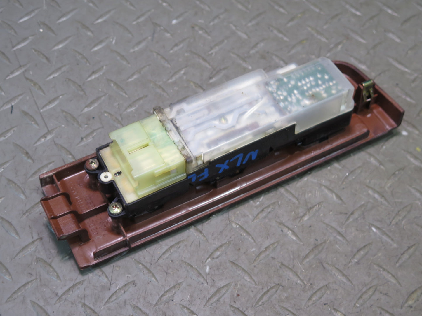 1996-1997 Lexus FZJ80L LX450 Front Left Door Master Window Switch 74202-60110