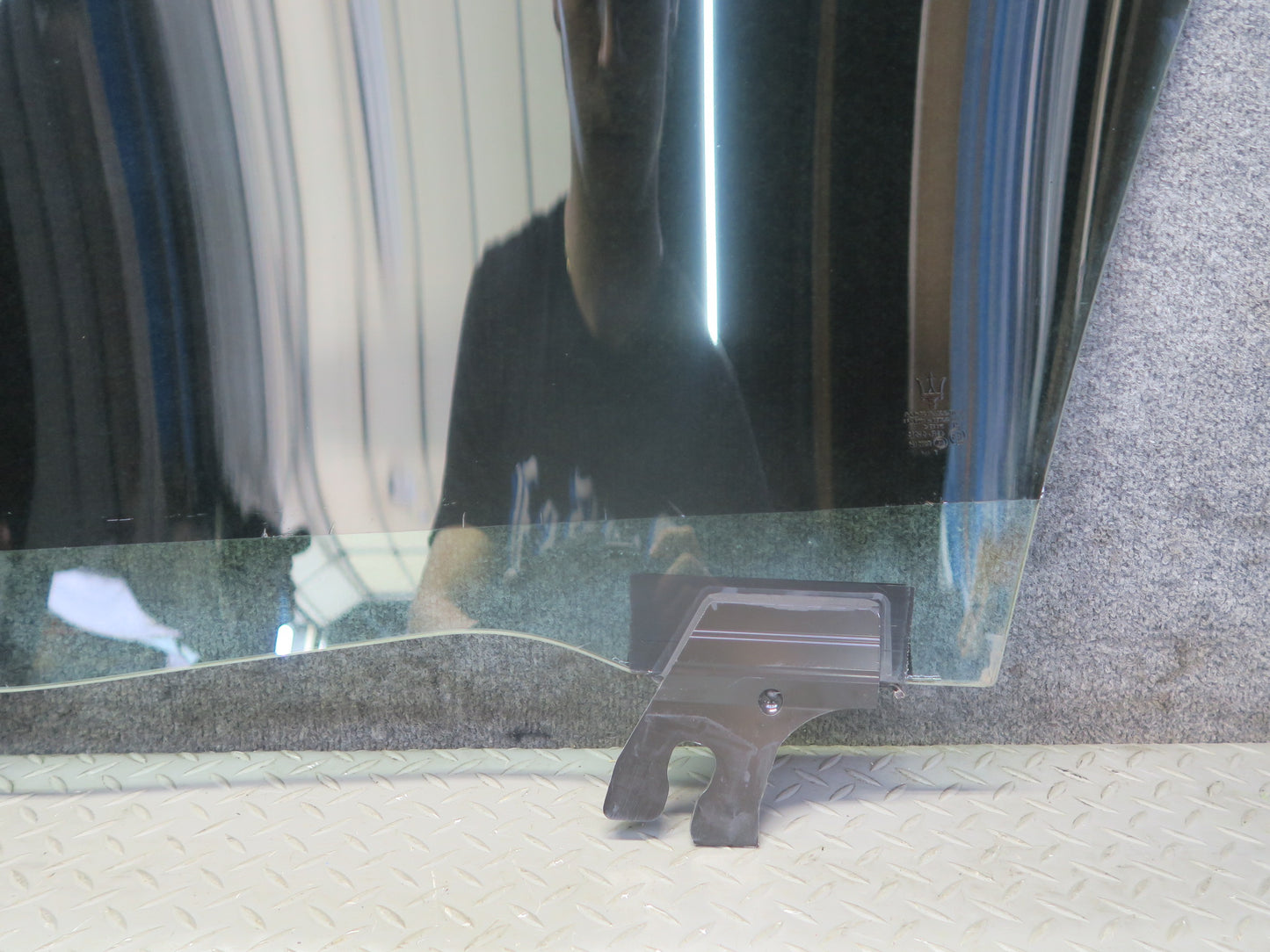 2014-2021 Maserati Quattroporte M156 Front Right Pass Side Door Glass Window