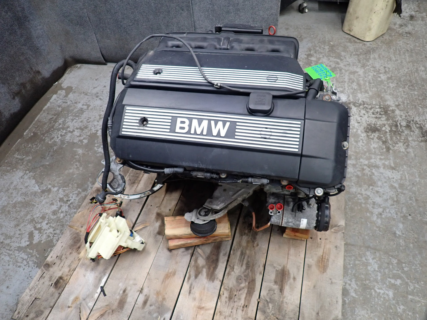 03-05 BMW E85 Z4 RWD M/T 3.0L M54 M54B30 Complete Engine Motor 167K Miles OEM
