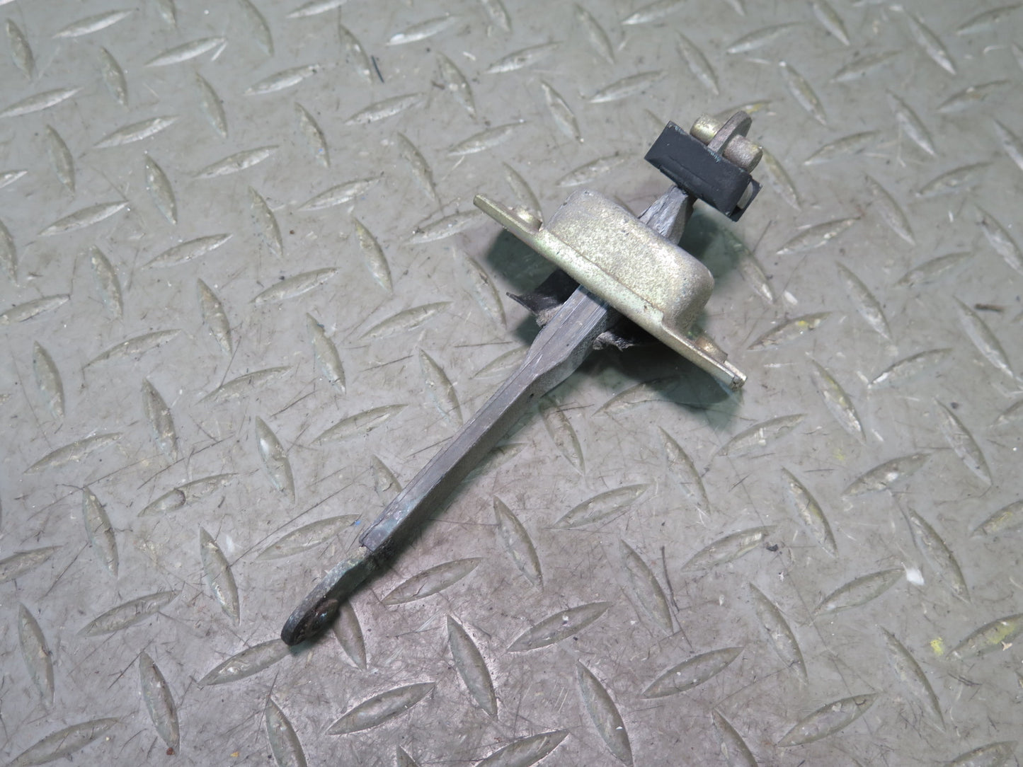 1996-1997 Lexus FZJ80L LX450 Front & Rear Door Check Stopper Set of 4