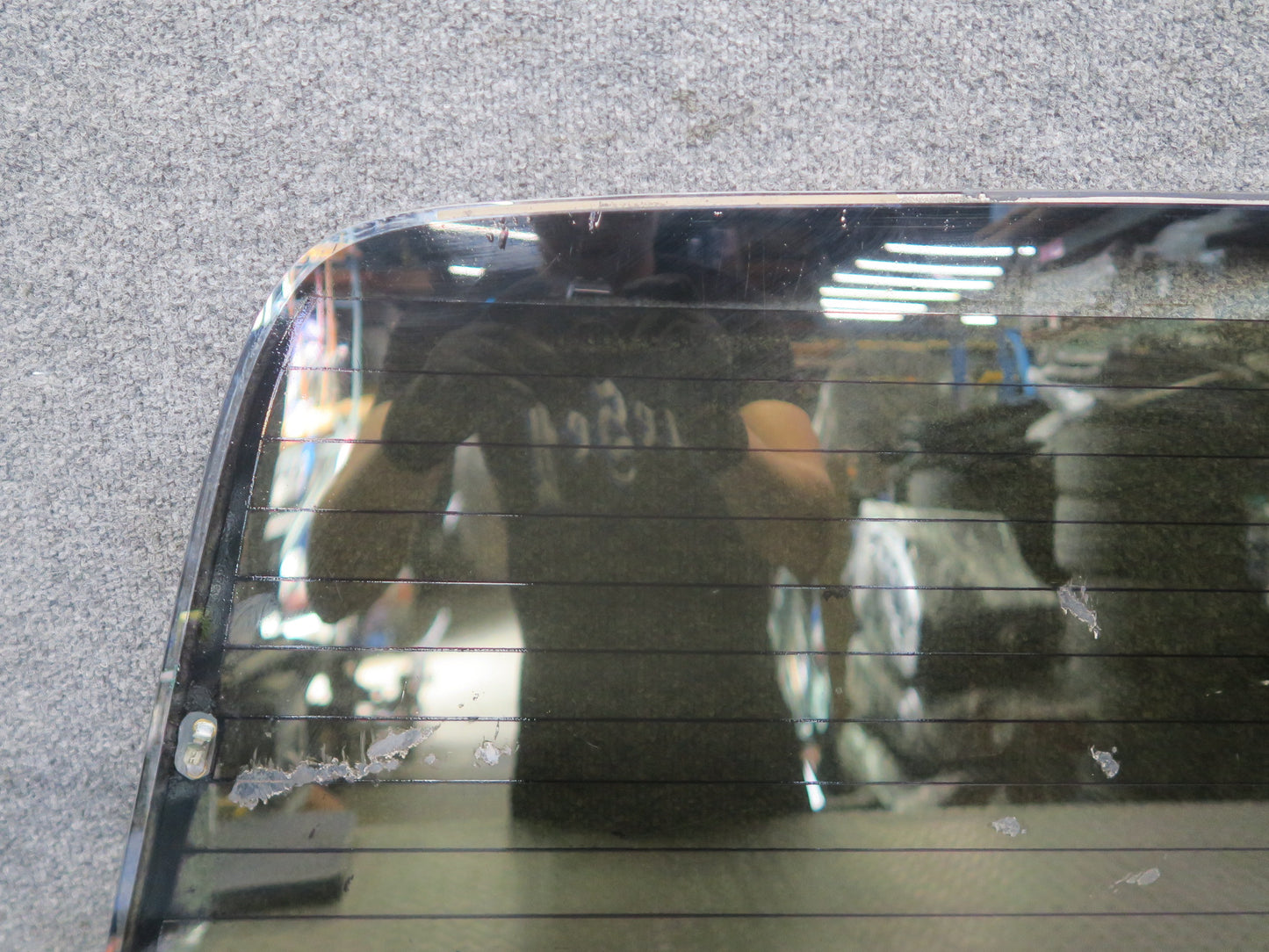 1996-1997 Lexus FZJ80L LX450 Rear Trunk Lid Tailgate Liftgate Glass Window
