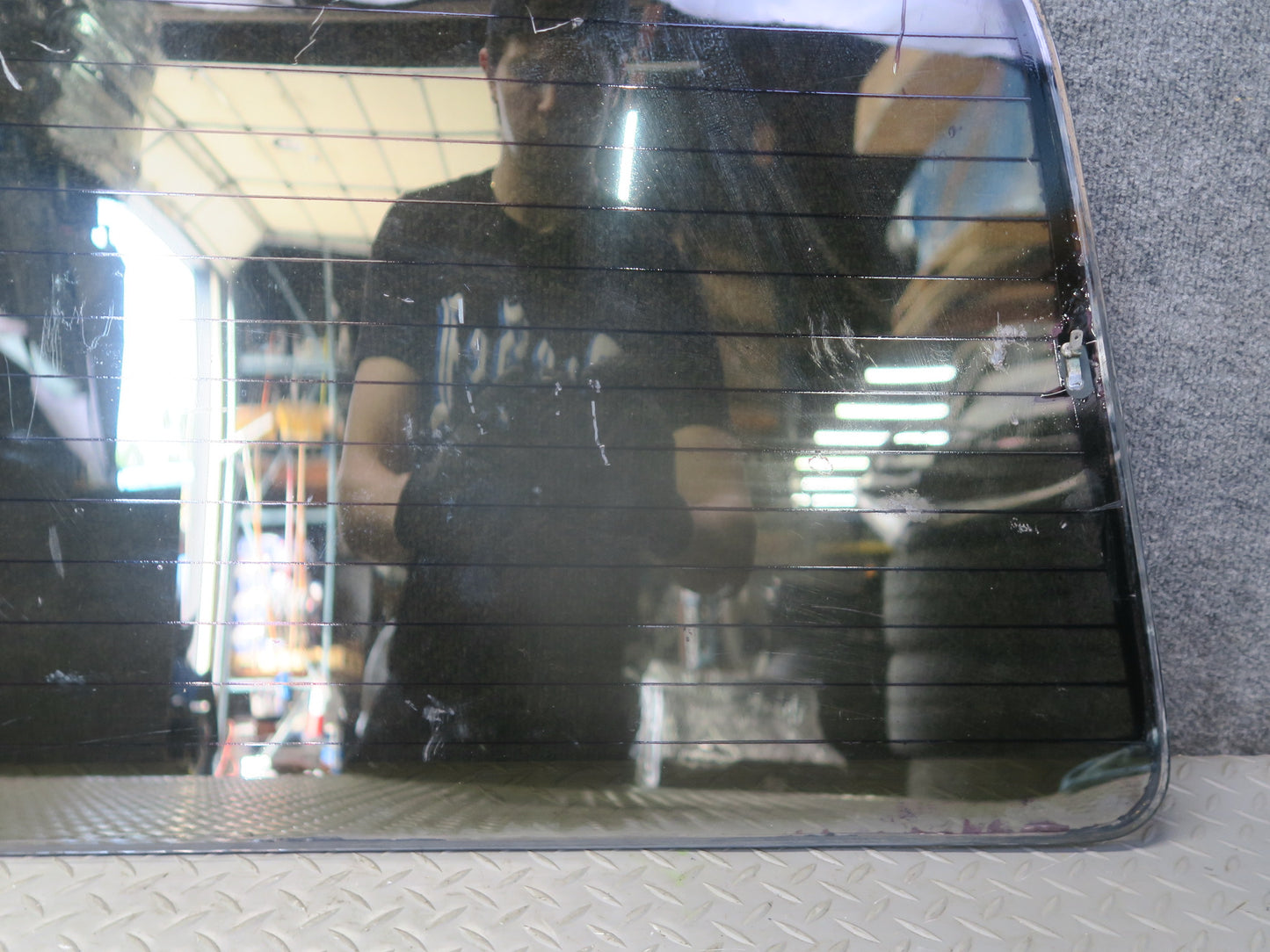 1996-1997 Lexus FZJ80L LX450 Rear Trunk Lid Tailgate Liftgate Glass Window