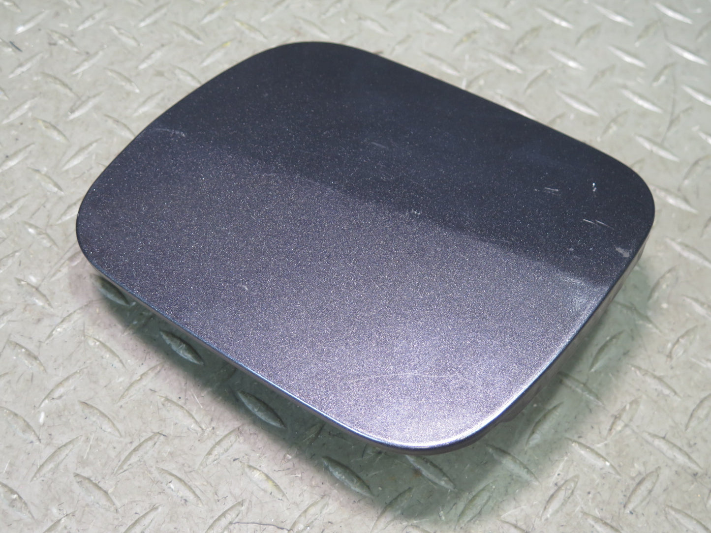 01-05 Lexus JCE10L IS300 Sedan Fuel Tank Filler Door Lid Cover Gray OEM