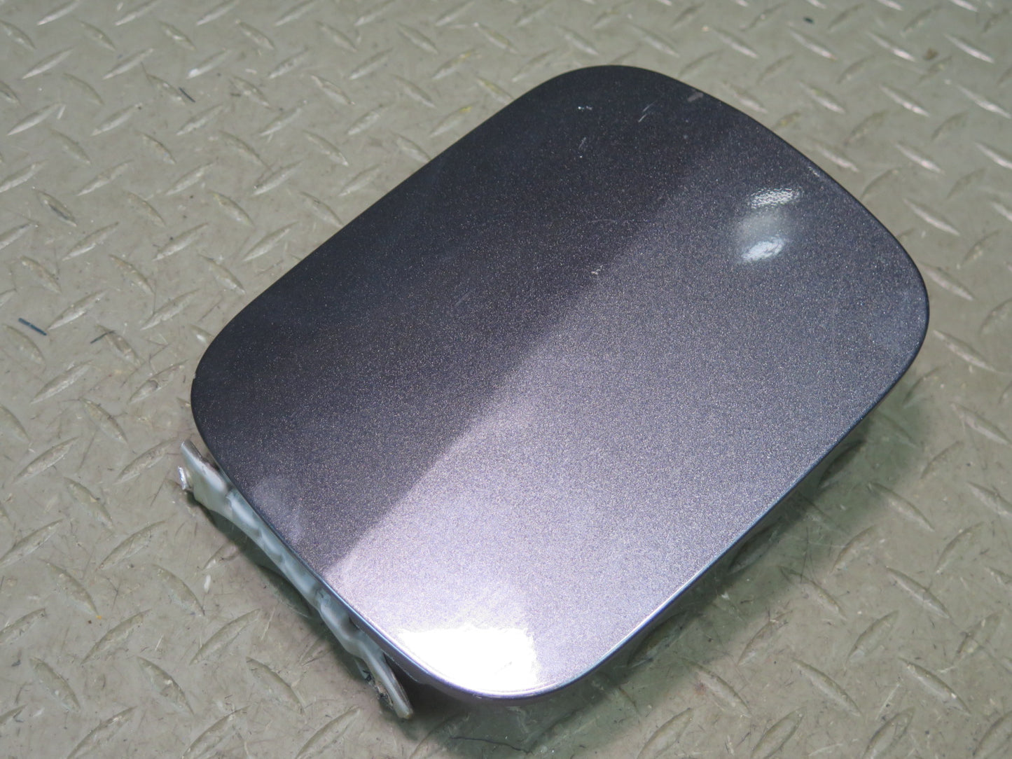 01-05 Lexus JCE10L IS300 Sedan Fuel Tank Filler Door Lid Cover Gray OEM
