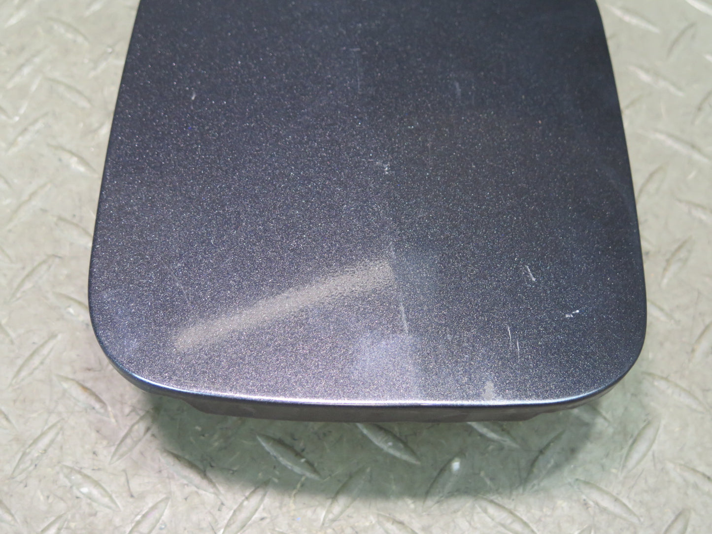 01-05 Lexus JCE10L IS300 Sedan Fuel Tank Filler Door Lid Cover Gray OEM