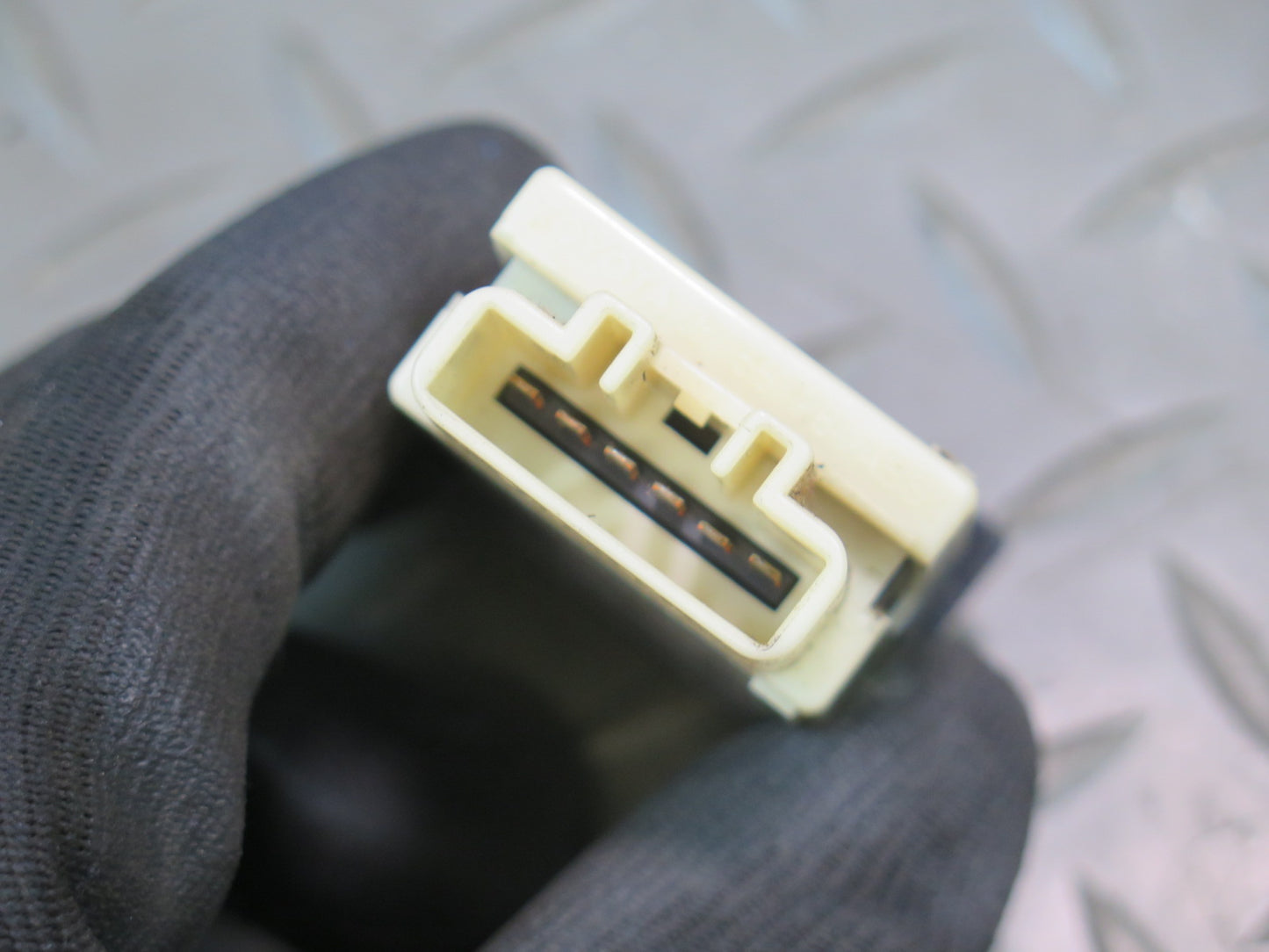 1996-1997 Lexus FZJ80L LX450 Power Antenna UP & Down Control Switch