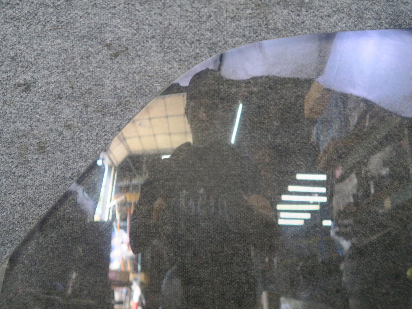1996-1997 Lexus FZJ80L LX450 Front Right Door Glass Window