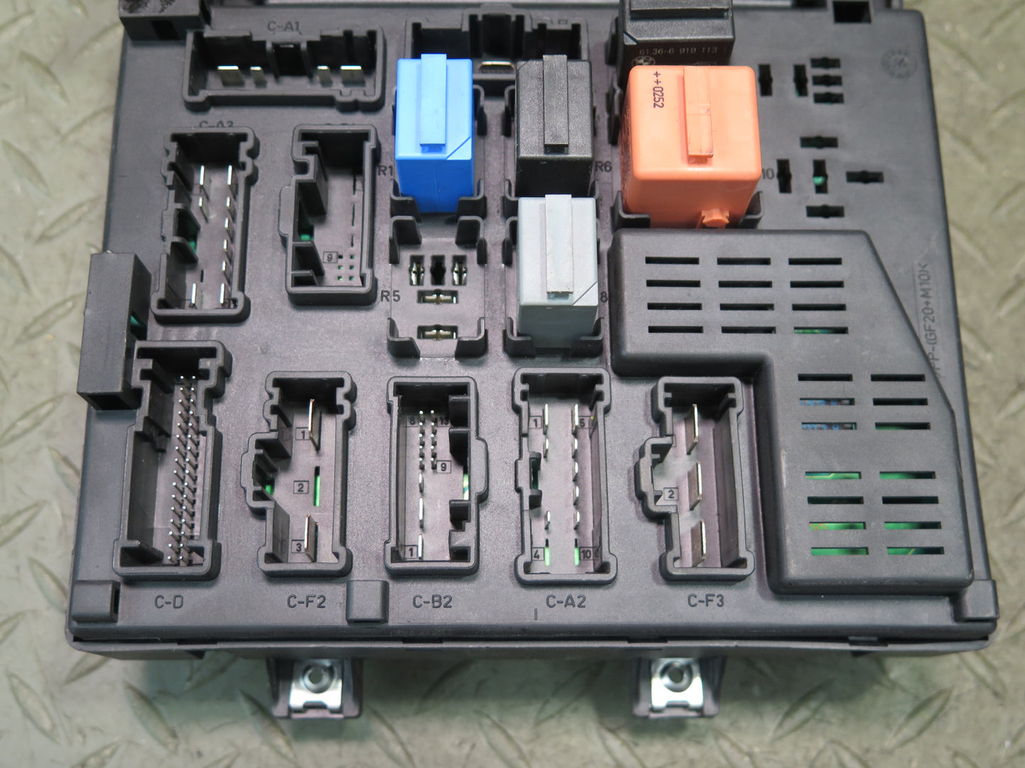 03-08 BMW E85 Z4 Dash Fuse Relay Box Module 8378113 OEM