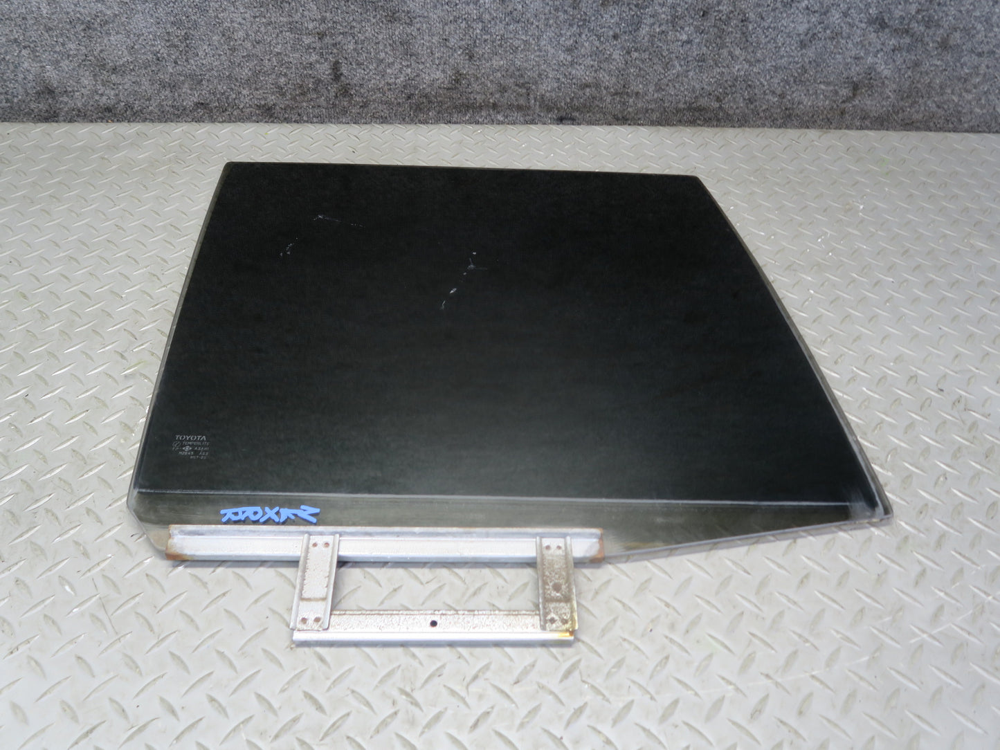 1996-1997 Lexus FZJ80L LX450 Rear Right Passenger Side Door Window Glass Tinted