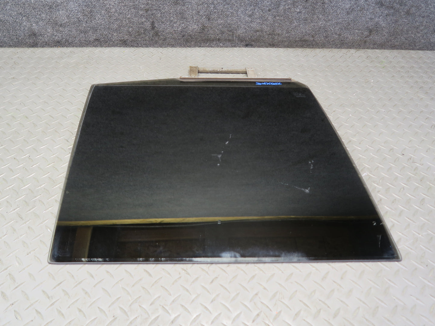 1996-1997 Lexus FZJ80L LX450 Rear Right Passenger Side Door Window Glass Tinted