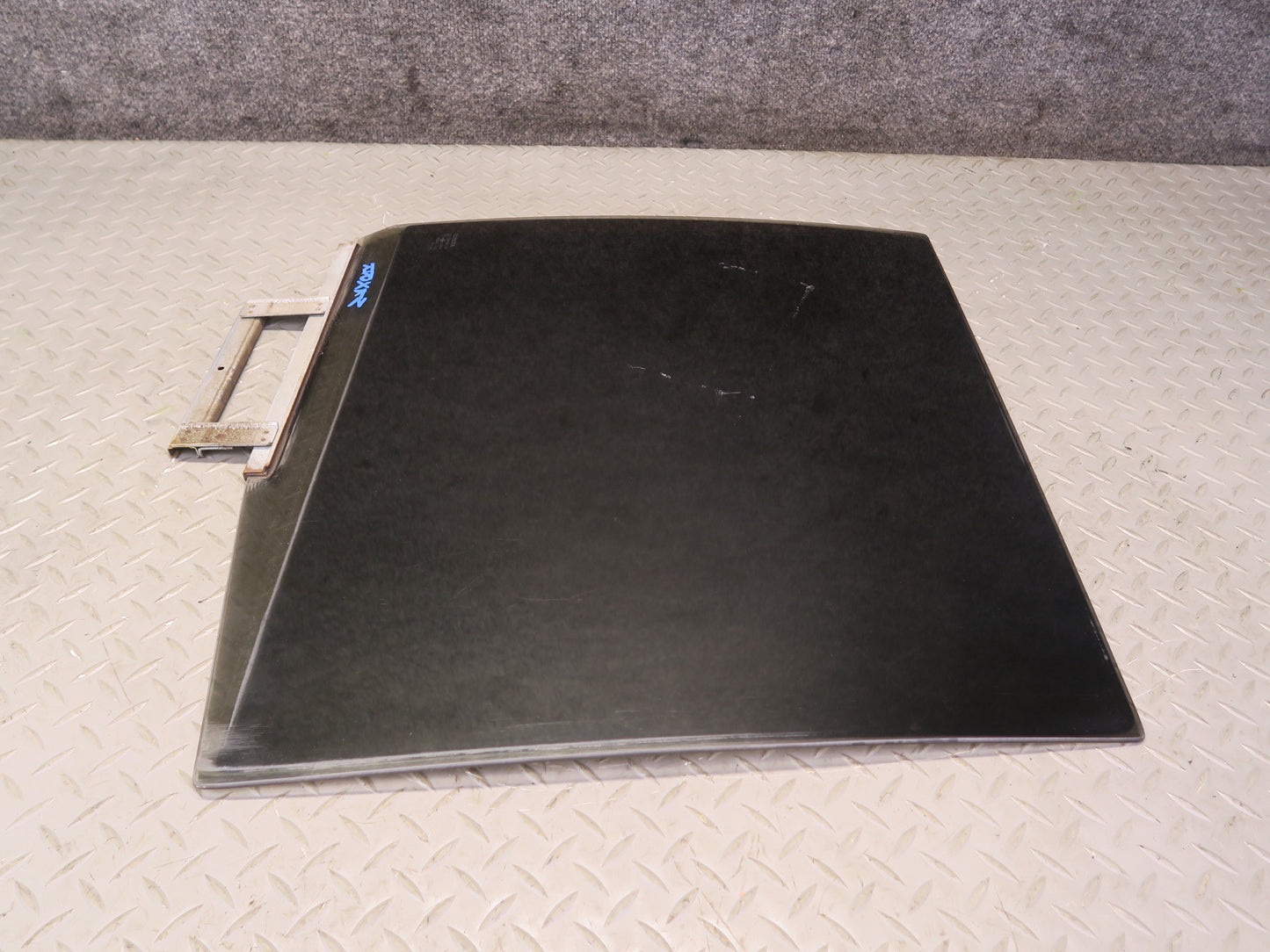 1996-1997 Lexus FZJ80L LX450 Rear Right Passenger Side Door Window Glass Tinted