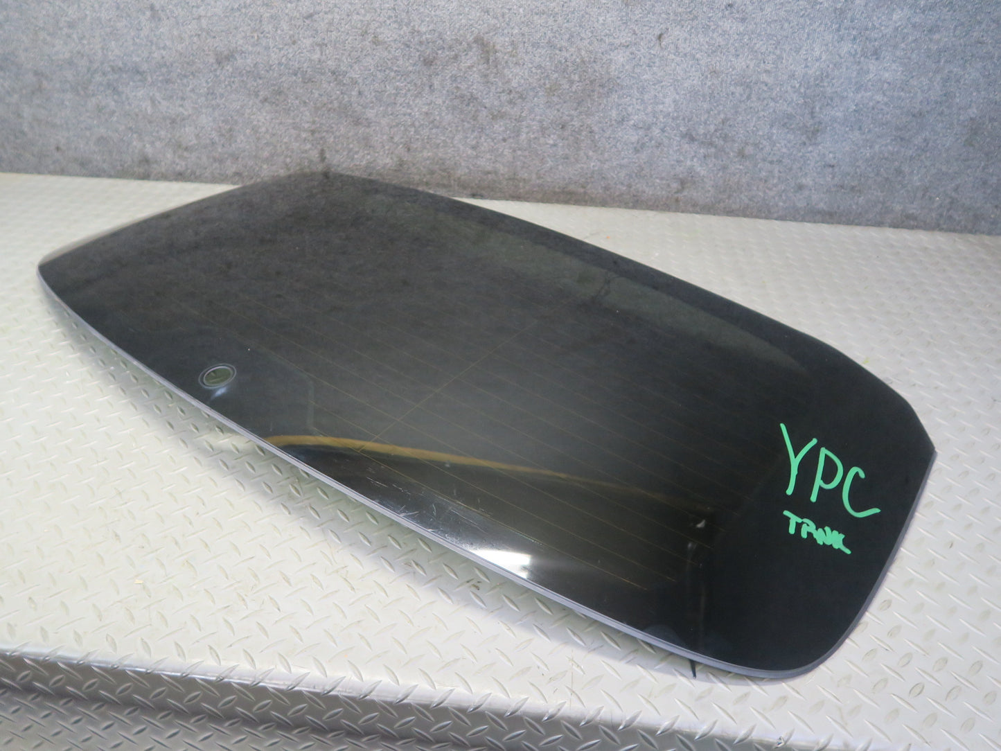 2011-2018 Porsche Cayenne 958 Rear Trunk Liftgate Tailgate Heated Glass Window