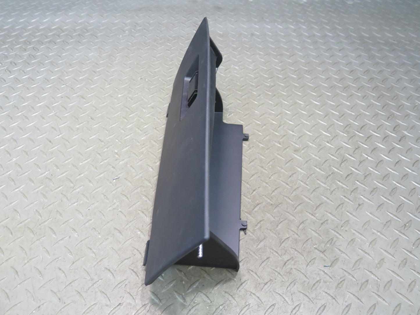 03-05 BMW E85 Z4 Dash Front Right Glove Box Compartment Storage 7054193 OEM
