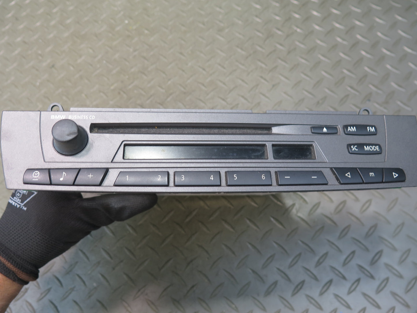 03-05 BMW E85 Z4 Radio Business Stereo CD Player Receiver 6927831 OEM