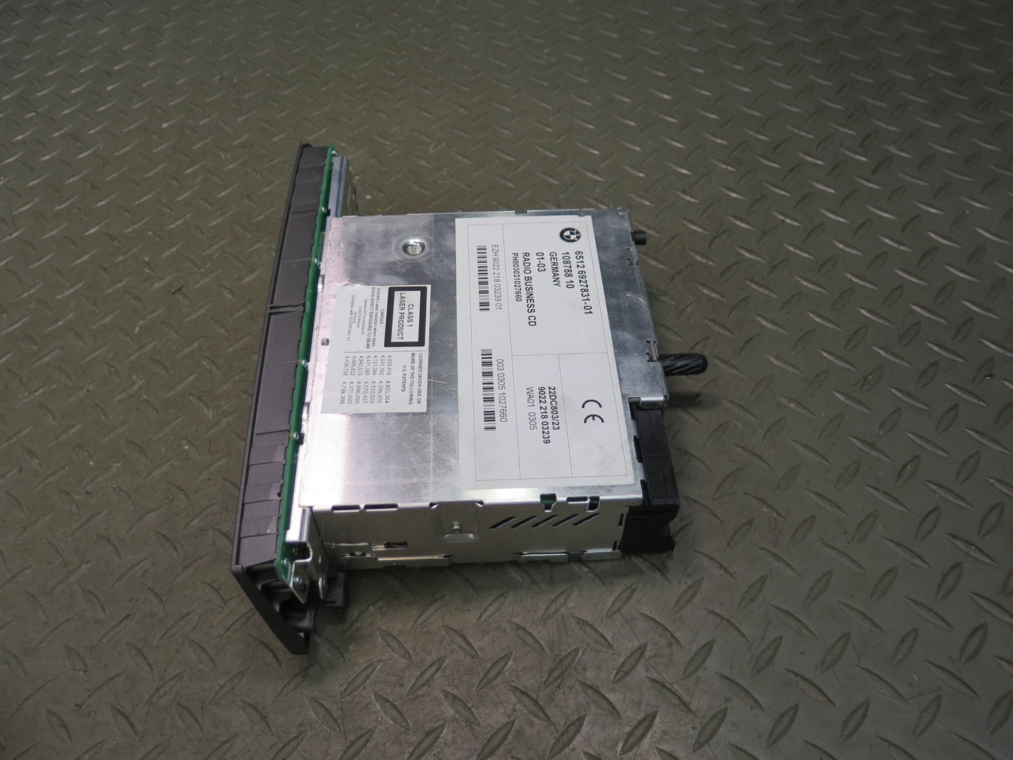03-05 BMW E85 Z4 Radio Business Stereo CD Player Receiver 6927831 OEM