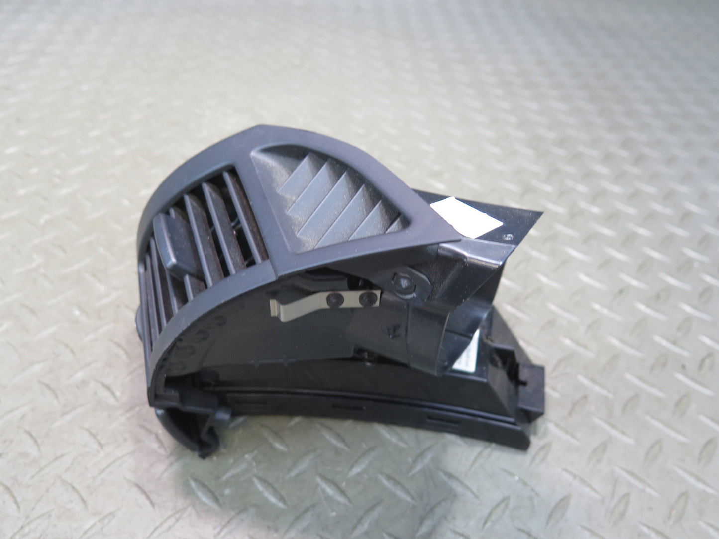 03-08 BMW E86 E85 Z4 Dash Left Air Vent Grille w CUP Holder Black 6917905 OEM