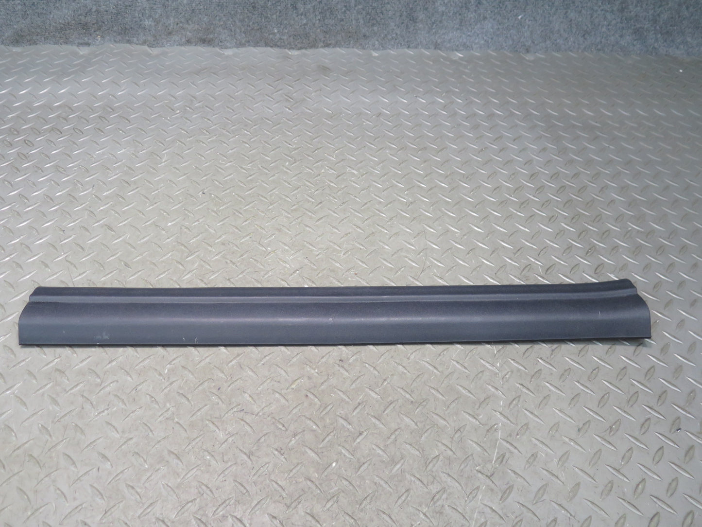 03-08 BMW E85 Z4 Left & Right Inner Door Scuff Sill Plate Trim Cover Set OEM