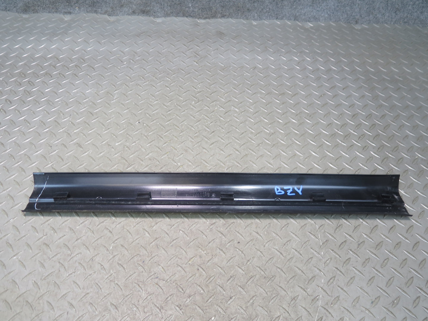 03-08 BMW E85 Z4 Left & Right Inner Door Scuff Sill Plate Trim Cover Set OEM