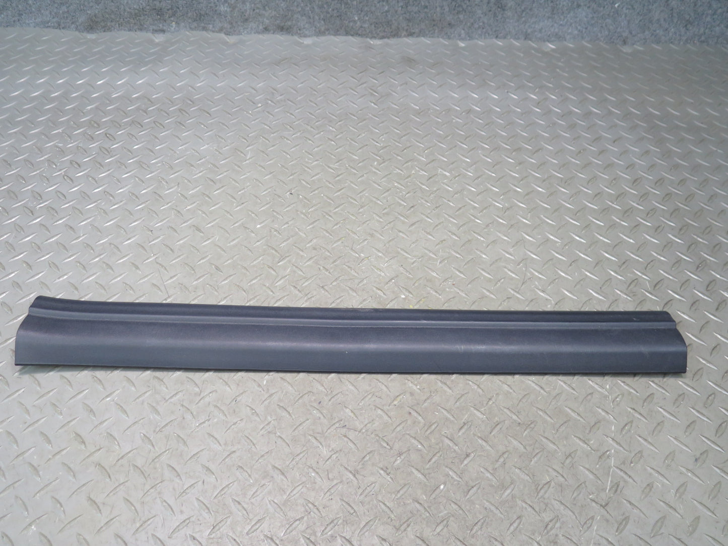 03-08 BMW E85 Z4 Left & Right Inner Door Scuff Sill Plate Trim Cover Set OEM
