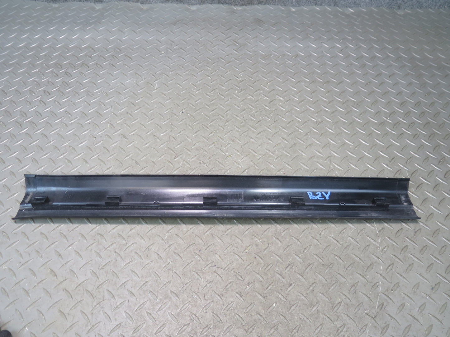 03-08 BMW E85 Z4 Left & Right Inner Door Scuff Sill Plate Trim Cover Set OEM